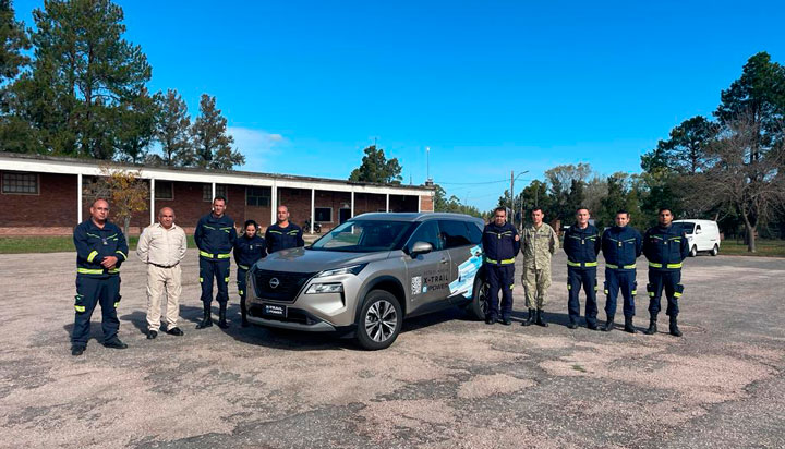 MOVILIDAD ELÉCTRICA: NISSAN CAPACITA A BOMBEROS