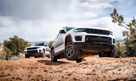 JEEP OFRECE MANEJO AUTÓNOMO TODOTERRENO