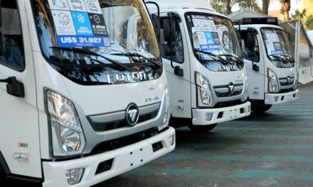 HOMERO DE LEÓN PRESENTE EN LA MERCOLÁCTEA