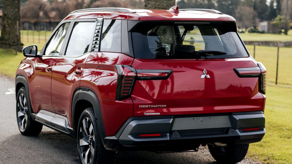 Destinator - Mitsubishi Motors